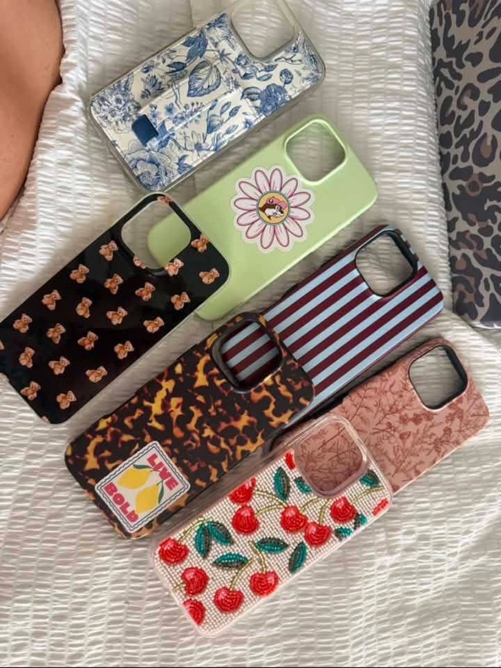 iPhone 16 pro max case lot